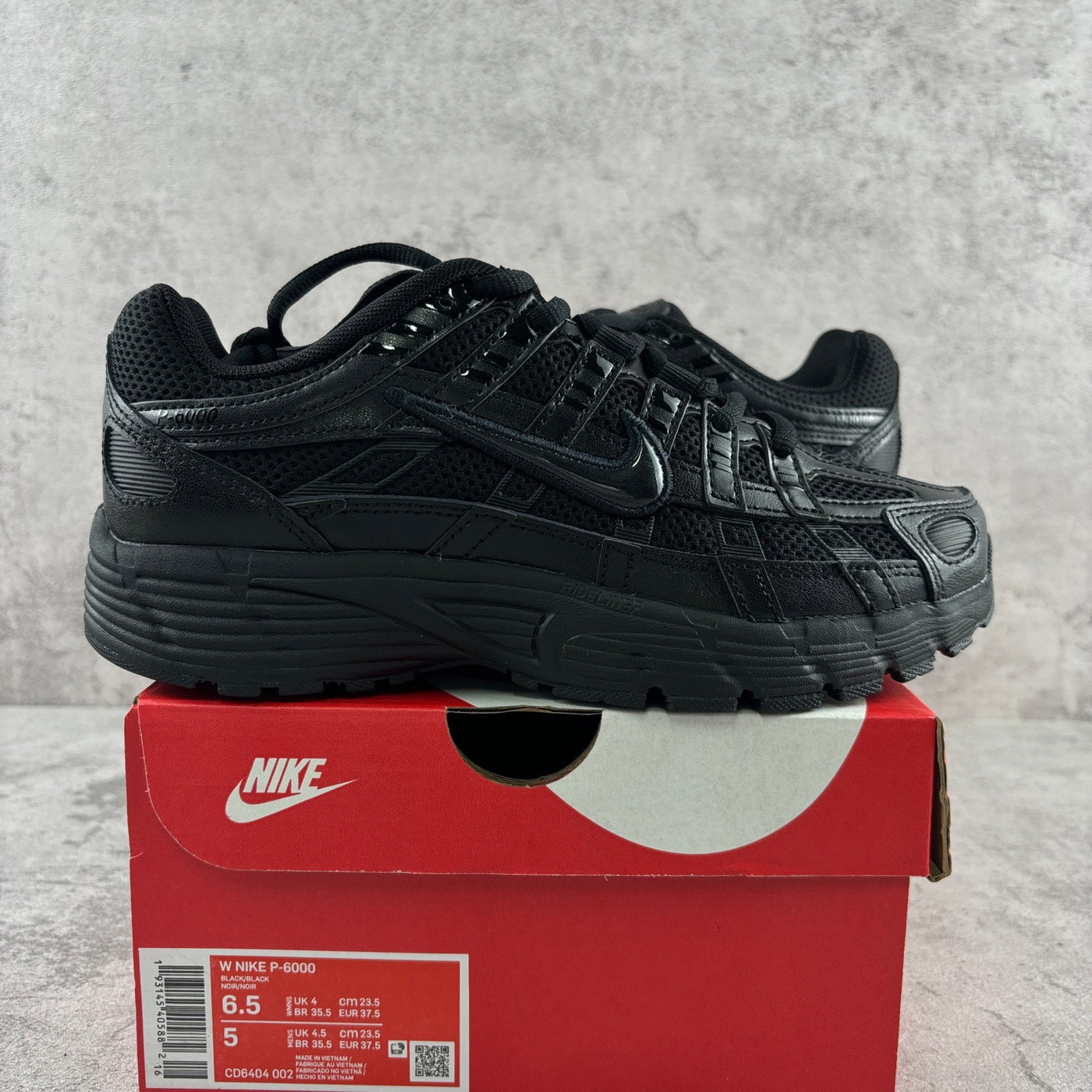 P6000 - Triple Black