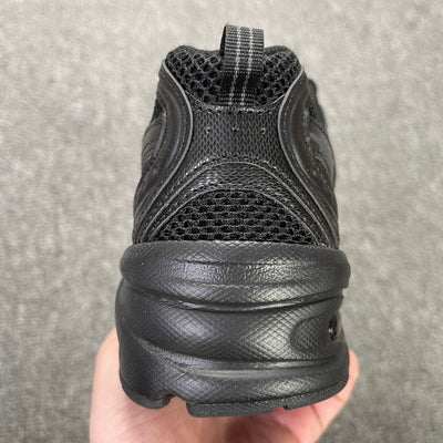 NB530 - Triple Black